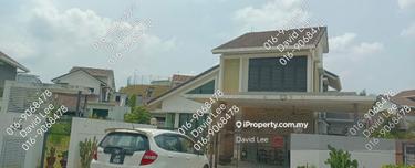 Below Market Value, Auction Price 885 K 1