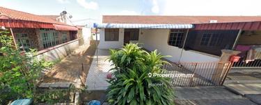 Nice House In Bedong, Kedah (With Extra Land) 1