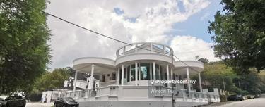 Huge Bangalow, 8 bedroom 11 bathroom  1