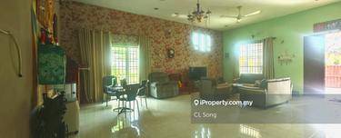 Single Storey Semi-D with spacious side land for sale 1