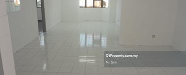 A walk-up corner apartment on the 2nd floor 1