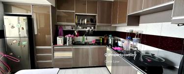 Corner unit Fully Renovated  1