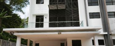 Beautiful Corner Semi Detached with Swimming Pool with private land 1