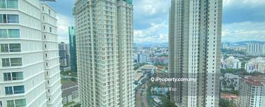 Walking distance to university / KL Gateway LRT station 1