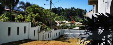 Seputih Semi-D corner with land For Sale 1