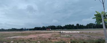 Rectangular shape West Port Land  1