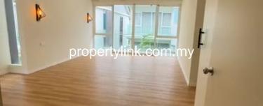 Newly Renovated Upper Townhouse for Rent 1