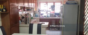 Freehold gated and guarded 4r3b landed home near Seri Petaling 1