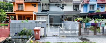 Facing Open, Gated Guarded 1