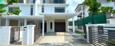 Brand New! Freehold, completion in 2027. 1