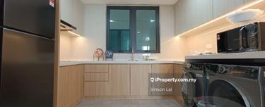 Rare unit with KL Skyline 1