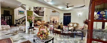 Ss7 Kelana Jaya, Bungalow house ,facing golf course 1