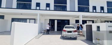 Double Storey House For Sale @ Eco Botanic (The Borough) 1