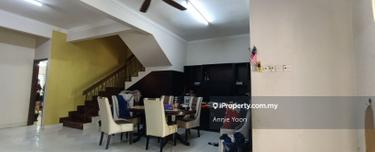 Bandar Puteri 12, 2 storey Intermediate terrace house Behind Extended 1