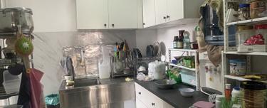 Fully renovated nice unit 1