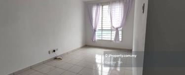 Cheap Rent and Good Condition Basic Unit at Trifolis only 1.2k! 1