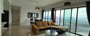 Strategic location, attractive offer, alive neighbourhood 1