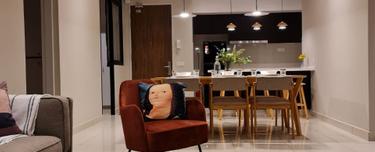 Setia City Residence walk to Setia City Mall, Mynews, Laundry, Cafe.. 1