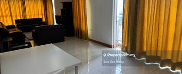 Metropolitan Square condo, Block F, Corner unit 1