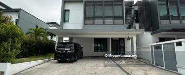 Renovated and Extra Land  1