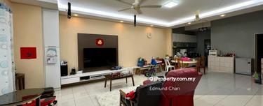Fully renovated and extended partly furnish 2 sty link house Puchong 1