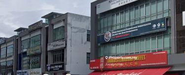 Jalan Austin Height 8/5 Three Storey Shoplot First Floor For Rent 1