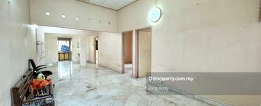 Rare corner house, Peaceful neighbourhood, Strategic Location 1