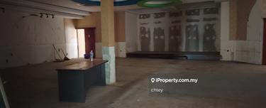 Serdang Perdana 2 adjoining office with lift  1
