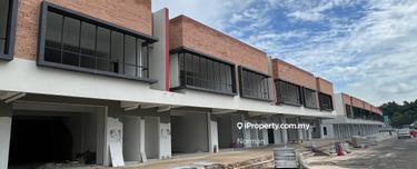 Facing Mainroad Shop-office for Rent in Seremban Town 1