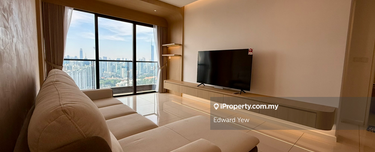 Subtle luxury 4 bedroom in town 1