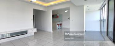 Armanee Condo corner for Sale! 1