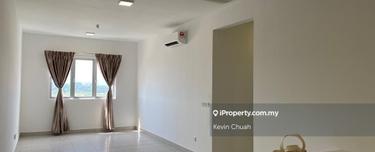 Freehold nicely furnished apartment at semenyih below rm300k! 1