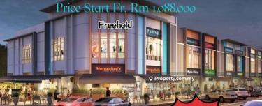 Klang Kapar 2 Storey Shop Facing Main Road near Bank, Petrol & Grocery 1