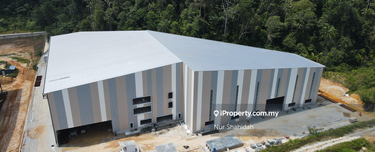 U10 Detached Warehouse with 3 Storey Office 1