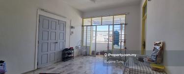 Low-density, good location, walk-up, freehold 1