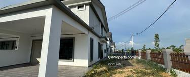 Rare Corner Unit For Sale at Bandar Botani Parkland Jasin Melaka. 1