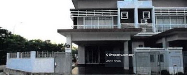 Double storey corner house in laman azalea,nilai impian,nilai 1