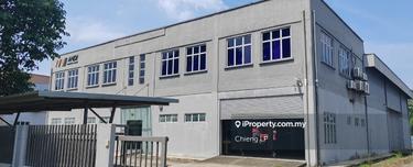 Meru 1.5storey bungalow factory build up 16000sft for rent 1