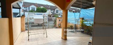 Double Storey House, Jalan Budiman, Taman Putra Budiman @ Balakong. 1