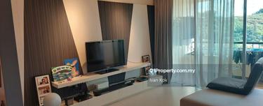 Fully Renovated Unit With 2 Carpark Lot 1