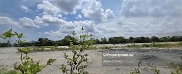 PJ Free Trade Zone. 3 minutes to LDP (400m) & Federal Highway! 1