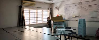 1st floor Shop-Office Taman Anggerik, Cheras - Rental : Rm2.5k 1