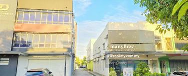 Good Location for business  ! Crowded area in bandar botanic 1