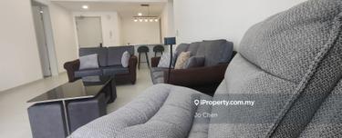 4 mins walk to french primary school, 8 mins to french school of kl 1