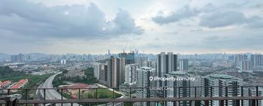 High floor panoramic KLCC view 3 parking lots condo for sale 1