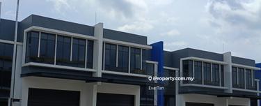 Single Storey Terrace Retails Factory at Kulai for rent 1