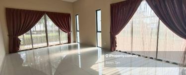 Corner House with Huge Land Space For Rent 1