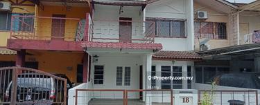 2 Storey House near Taylors Lakeside University  1