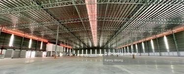 Shah Alam, Klang Mega Warehouse with Multiple Loading Bays 1