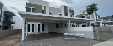 Seaview 8 Residence Double Storey Semi-D House For Sale 1
